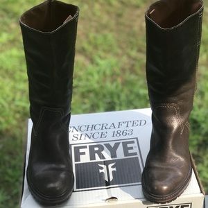 FRYE LEATHER BOOTS